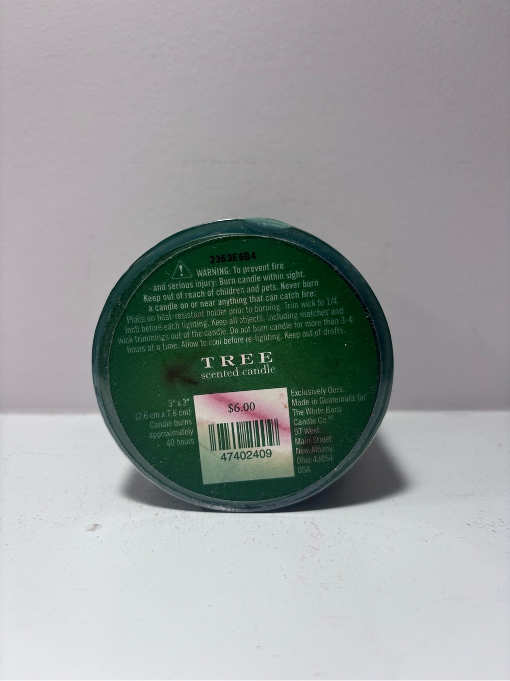 White Barn The Perfect Christmas Tree Scented Pillar Candle 3x3 New - Picture 5 of 5